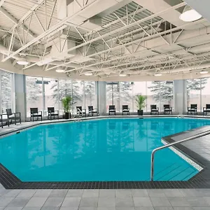 Hilton Garden Airport Hotell YYC