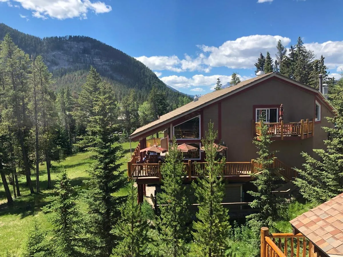 Hi Banff Alpine Centre - Hostel 0*,